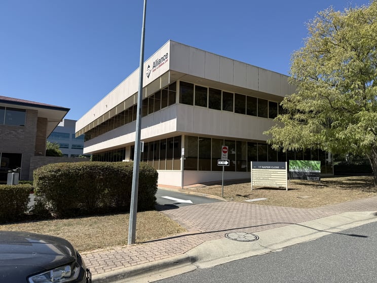 Unit 7/17 Napier Close Deakin ACT 2600 - Image 1