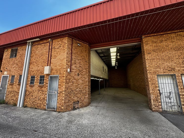 Click to view all images 5/11 Elizabeth Street Campsie NSW 2194 - Image 1