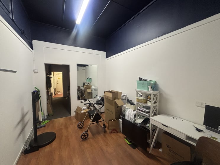 301 Peel Street Tamworth NSW 2340 - Image 2