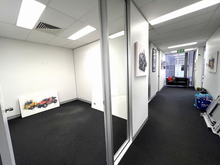 19b/23 Breene Place Morningside QLD 4170 - Image 2
