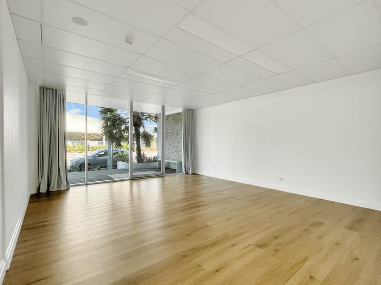 Click to view all images 1/79 Brisbane Road Mooloolaba QLD 4557 - Image 1