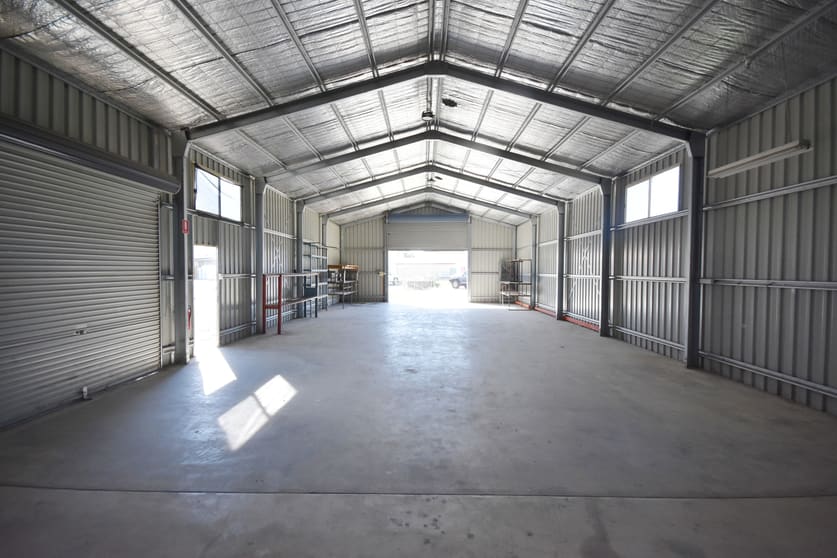 Click to view all images 5/1014 Nowra Street North Albury NSW 2640 - Image 2