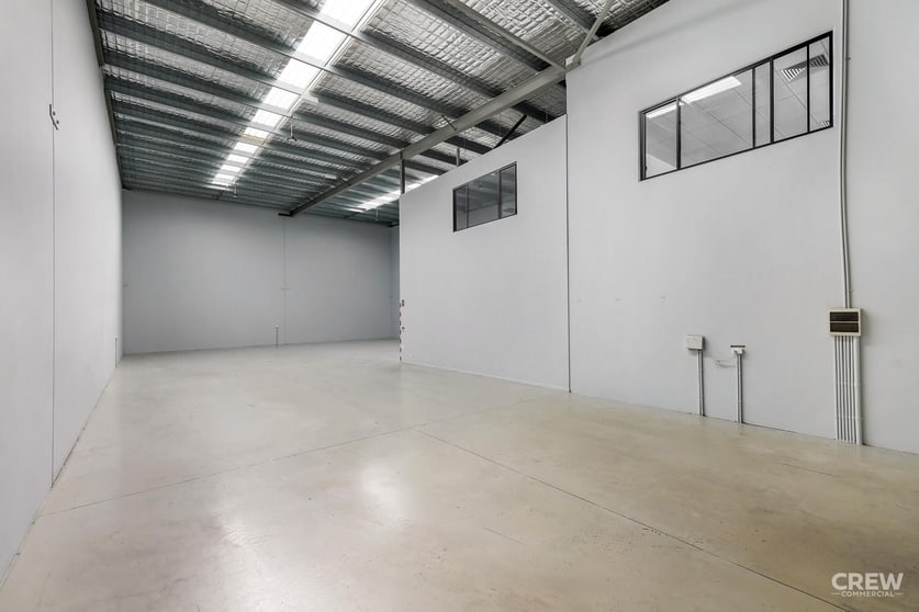 5/8 Distribution Court Arundel QLD 4214 - Image 3