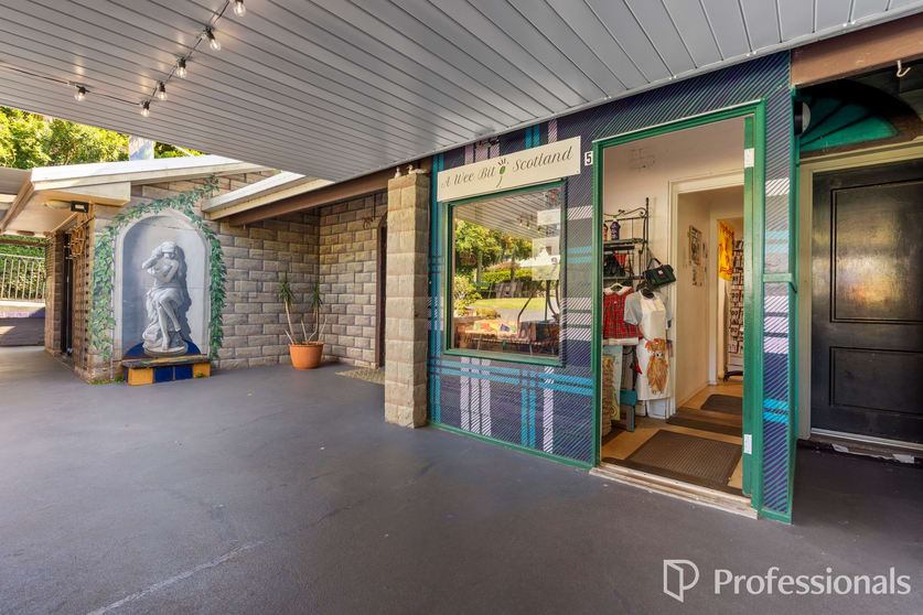 Click to view all images shop 5/120 Long Rd Tamborine Mountain QLD 4272 - Image 3