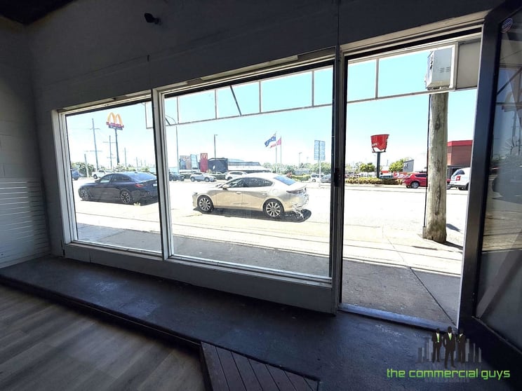 Click to view all images 1/79-81 Anzac Ave Redcliffe QLD 4020 - Image 3