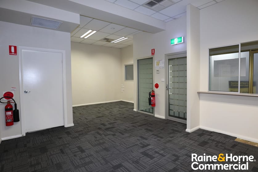 4/46-52 Baylis Street Wagga Wagga NSW 2650 - Image 3