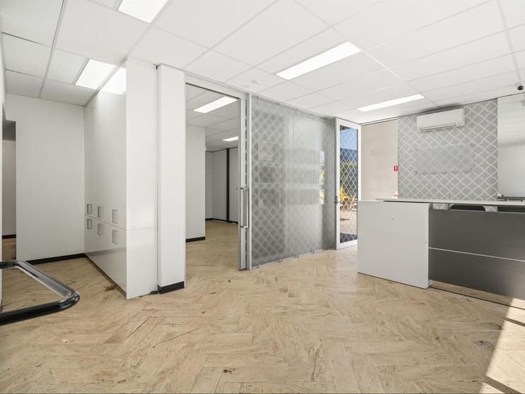Unit 12/21-35 Ricketts Rd Mount Waverley VIC 3149 - Image 2