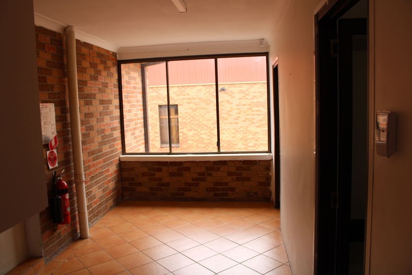Click to view all images 1st floor rear/73 Parraweena Road Caringbah NSW 2229 - Image 3