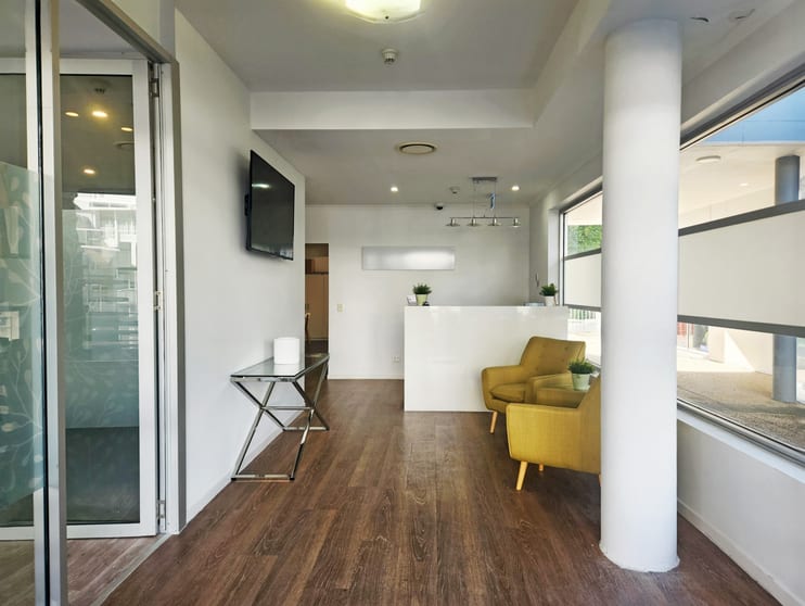 Click to view all images Robina QLD 4226 - Image 2