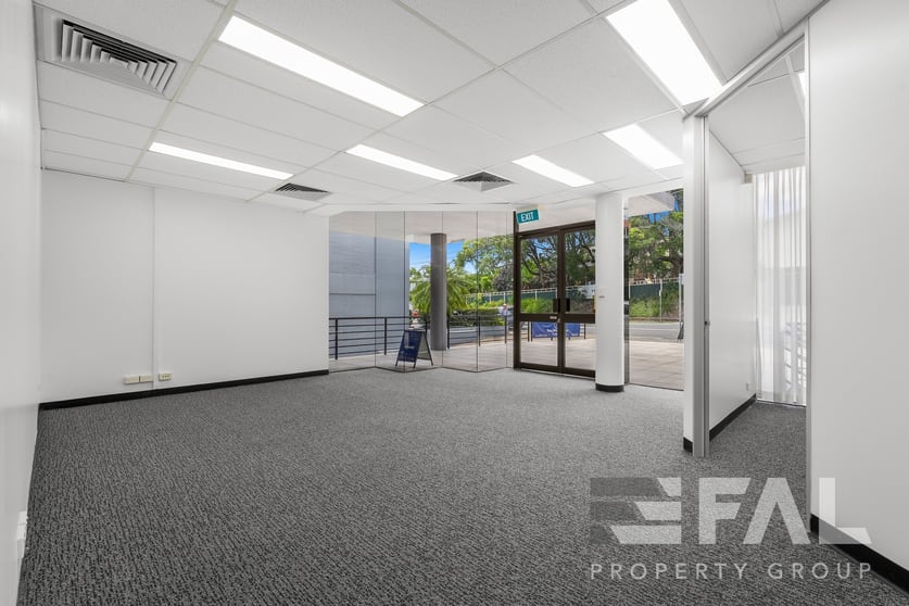 Click to view all images 33 Woodstock Road Toowong QLD 4066 - Image 1