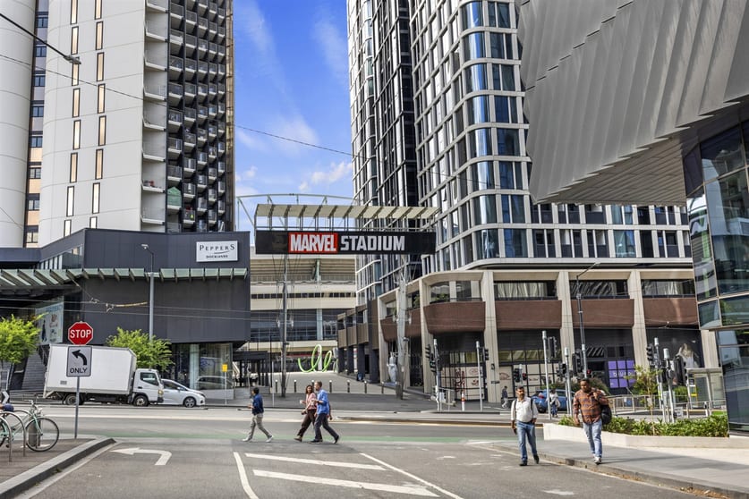 Click to view all images Shop 4/677 La Trobe Street Docklands VIC 3008 - Image 1