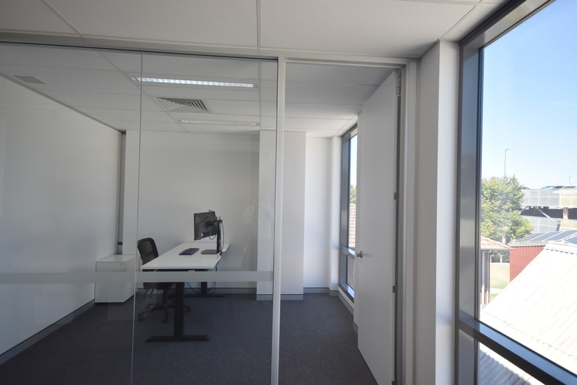 Level 1, 4/576 Kiewa Street Albury NSW 2640 - Image 3