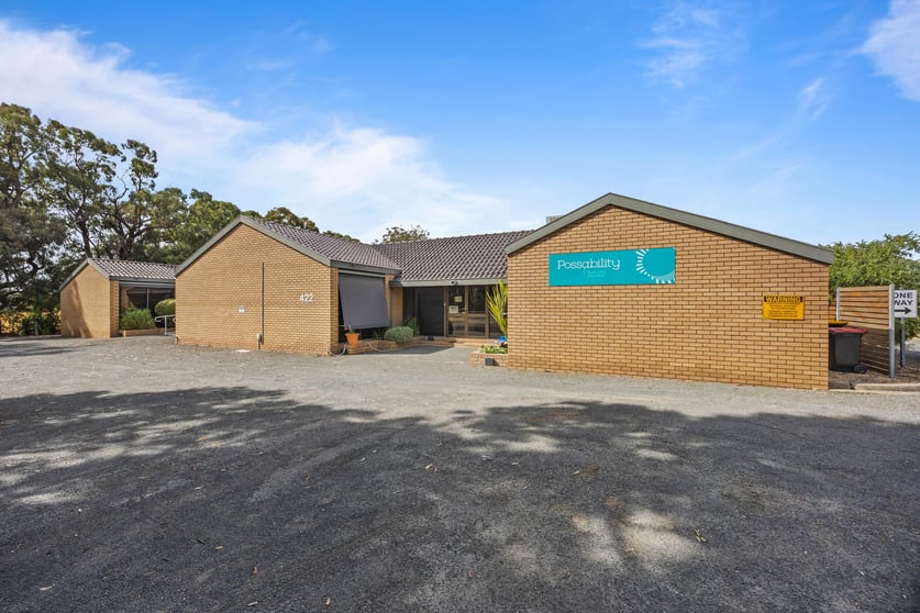 Click to view all images 422 Barkly Street Ararat VIC 3377 - Image 1