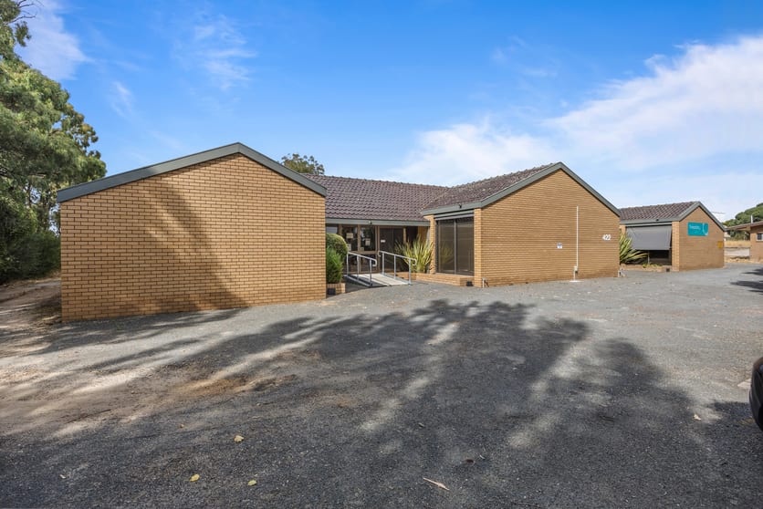 Click to view all images 422 Barkly Street Ararat VIC 3377 - Image 2