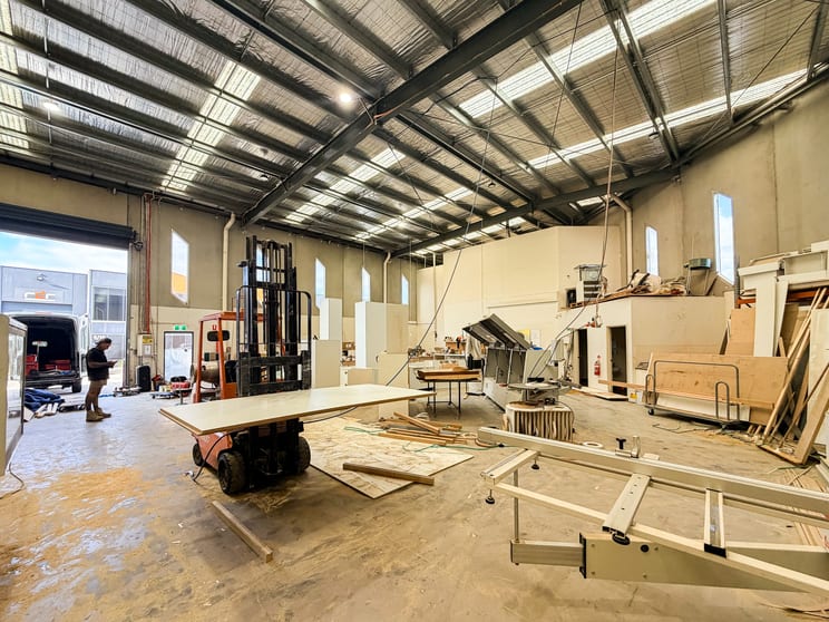 Click to view all images 1/18 Bormar Drive Pakenham VIC 3810 - Image 4
