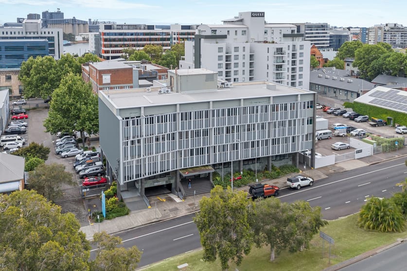 Click to view all images Level 2 Suite 3/426 King Street Newcastle NSW 2300 - Image 2