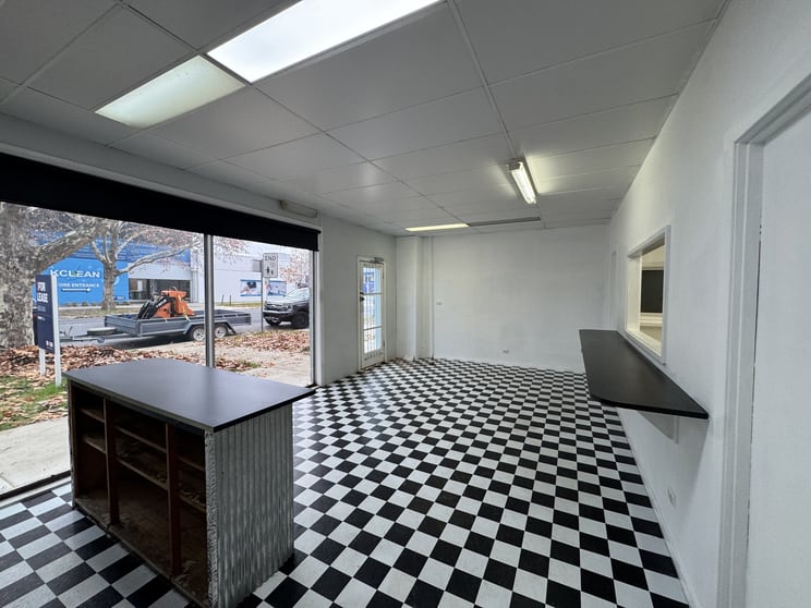 3/539 Hume Street South Albury NSW 2640 - Image 3