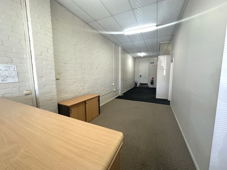 88 Main Street Young NSW 2594 - Image 2