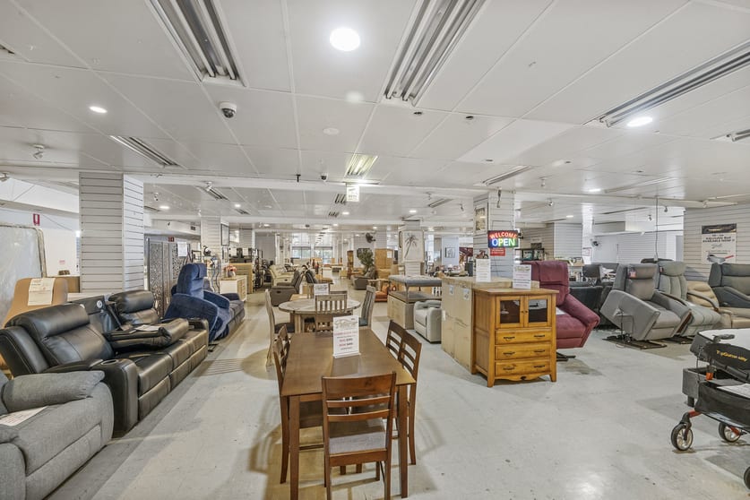 Click to view all images 19+20/14 Smith Street Kempsey NSW 2440 - Image 2