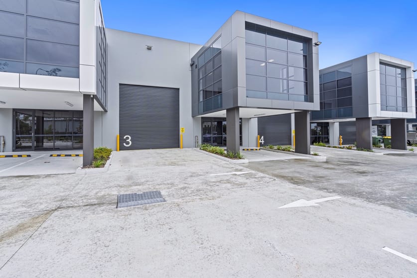 Click to view all images 3/2 Millaroo Drive Helensvale QLD 4212 - Image 1