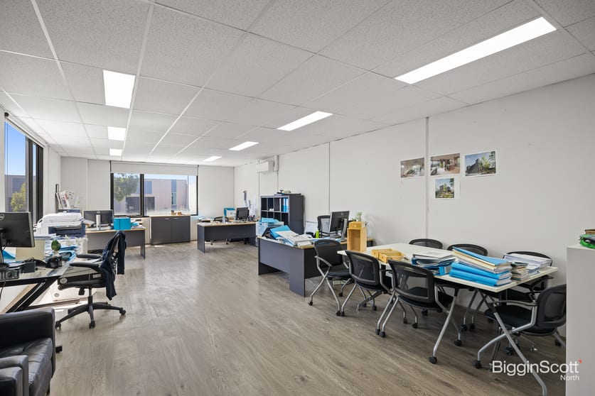 Click to view all images 37A Yellowbox Drive Craigieburn VIC 3064 - Image 3