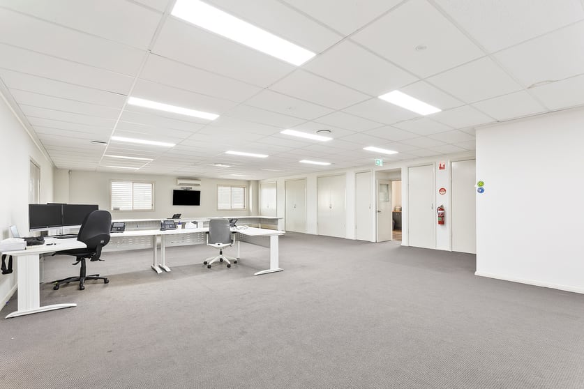 Click to view all images 9 First Avenue Unanderra NSW 2526 - Image 2