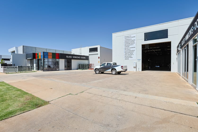 43-45 Tenth St Mildura VIC 3500 - Image 2