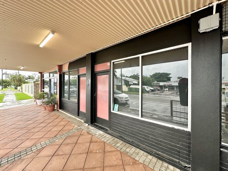 Click to view all images Suite 4/52 French Street Pimlico QLD 4812 - Image 3