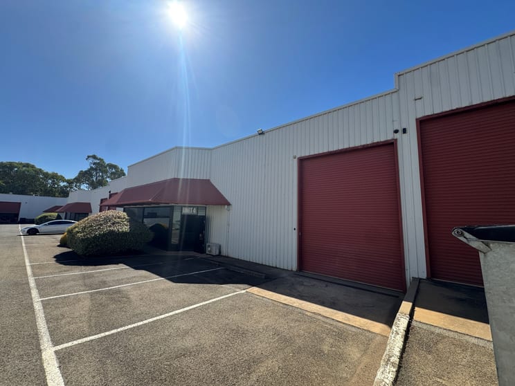 Click to view all images 4/14 Drury Terrace Tonsley SA 5042 - Image 3