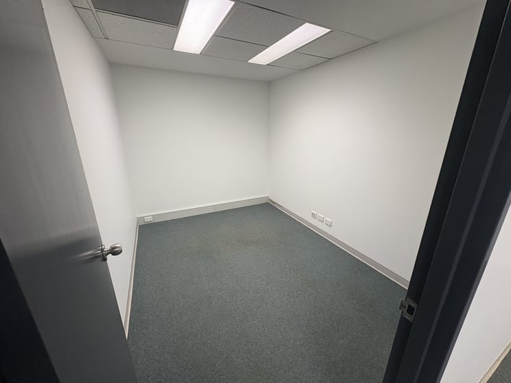 Click to view all images 1/4 Shepherd Street Darwin City NT 0800 - Image 3
