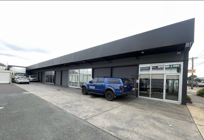 Click to view all images Unit 1/28 Lyell Street Fyshwick ACT 2609 - Image 2