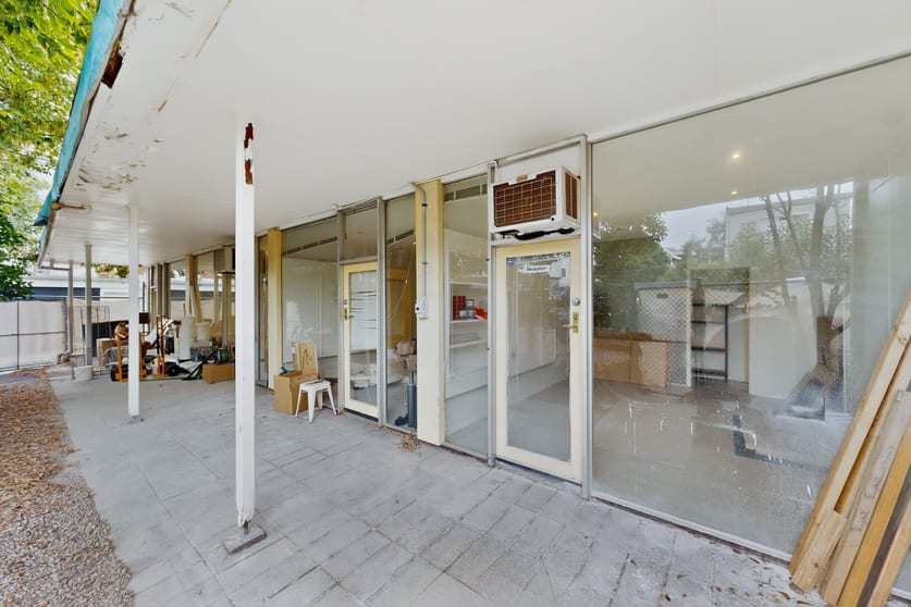 Click to view all images 145A Surrey Road South Yarra VIC 3141 - Image 2