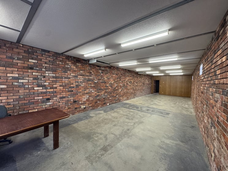 Click to view all images 104 Clarendon Street Maryborough VIC 3465 - Image 3