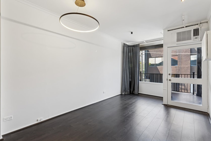 Click to view all images 180 Toorak Road South Yarra VIC 3141 - Image 2