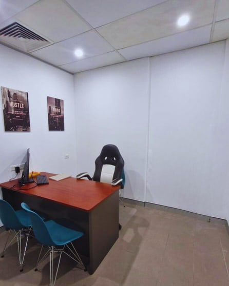 Click to view all images 16/130 station street Wentworthville NSW 2145 - Image 3