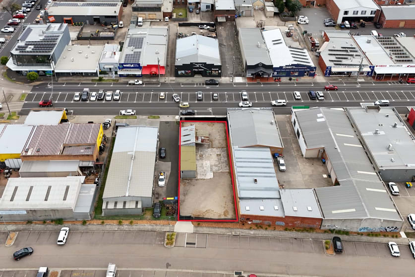 81 Macleod Street Bairnsdale VIC 3875 - Image 1