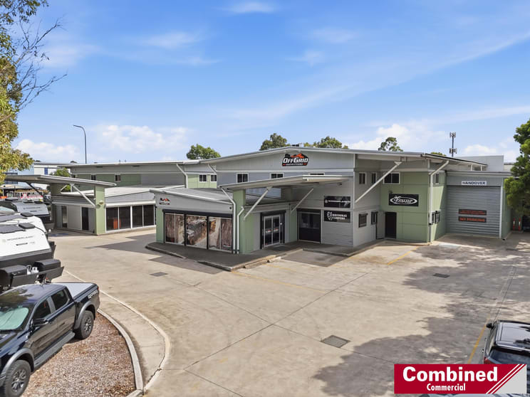 Click to view all images 1 & 2/2 Samantha Place Smeaton Grange NSW 2567 - Image 1