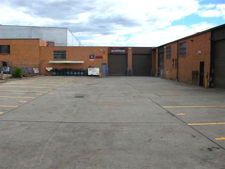 2/14 Powdrill Road Prestons NSW 2170 - Image 1