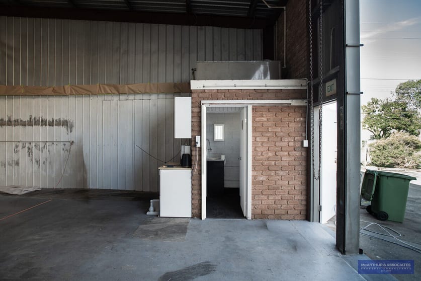 Click to view all images Clontarf QLD 4019 - Image 3