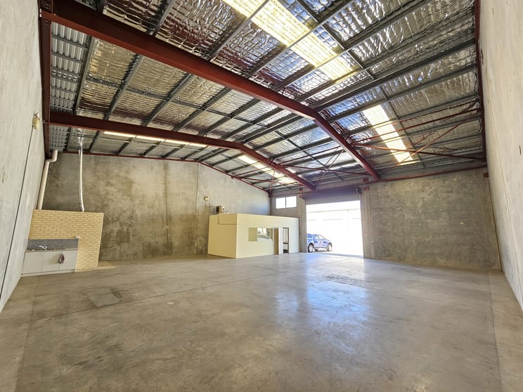 Click to view all images 5/289 Camboon Road Malaga WA 6090 - Image 1