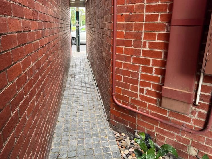 Click to view all images Level 1 Suite C/397 Wattletree Road Malvern East VIC 3145 - Image 3