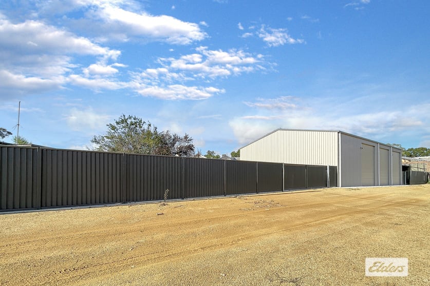 Banksia Street Ararat VIC 3377 - Image 3