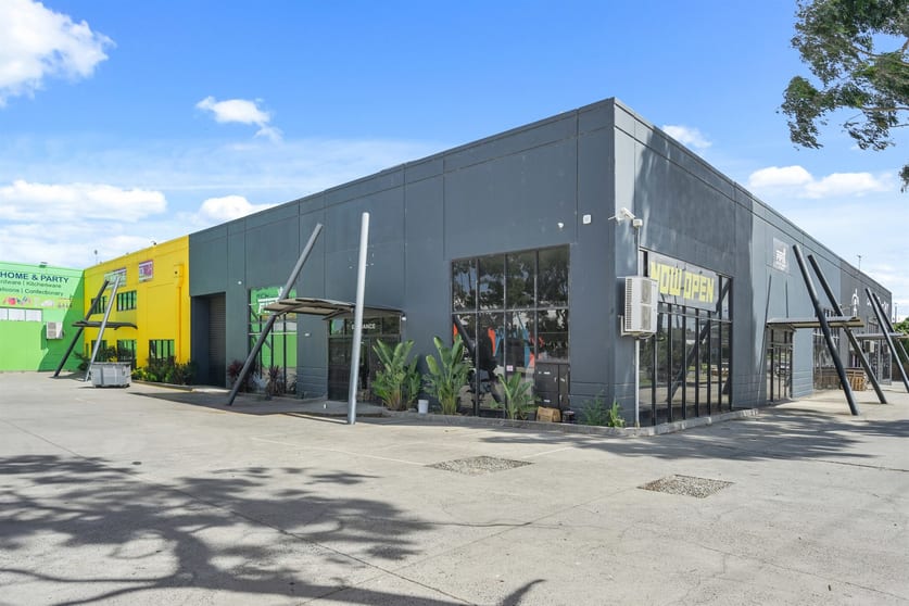 Click to view all images 2/77-79 Wright Street Sunshine VIC 3020 - Image 1