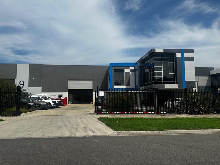 13 Dexter Drive Epping VIC 3076 - Image 1