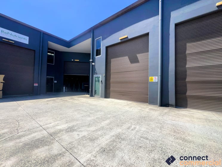 Click to view all images 6/76 Township Drive Burleigh Heads QLD 4220 - Image 2