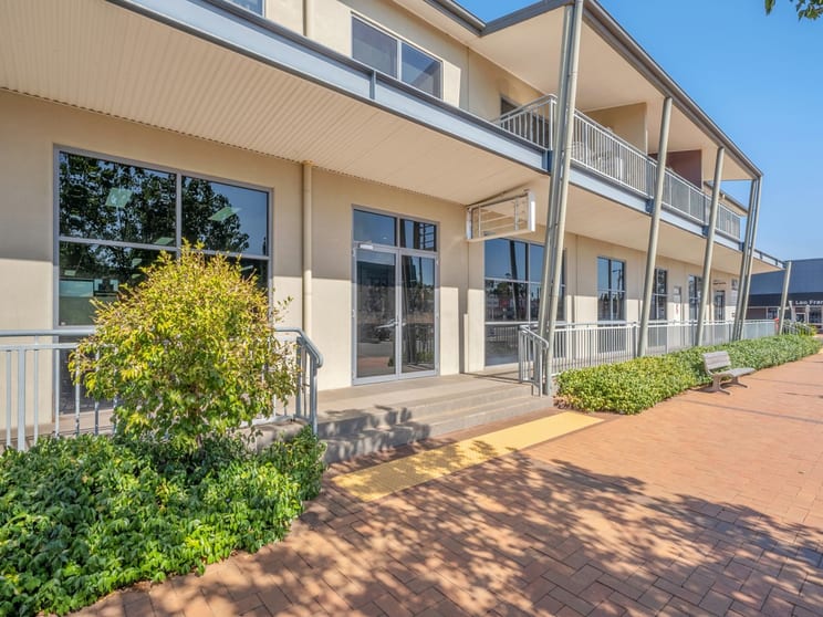 Unit 2-4/129-139 Yambil Street Griffith NSW 2680 - Image 2