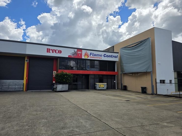 1/43 Collinsvale Street Rocklea QLD 4106 - Image 1