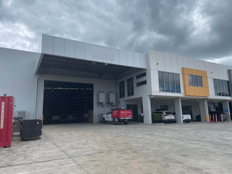 2/90 Southlink Street Parkinson QLD 4115 - Image 2