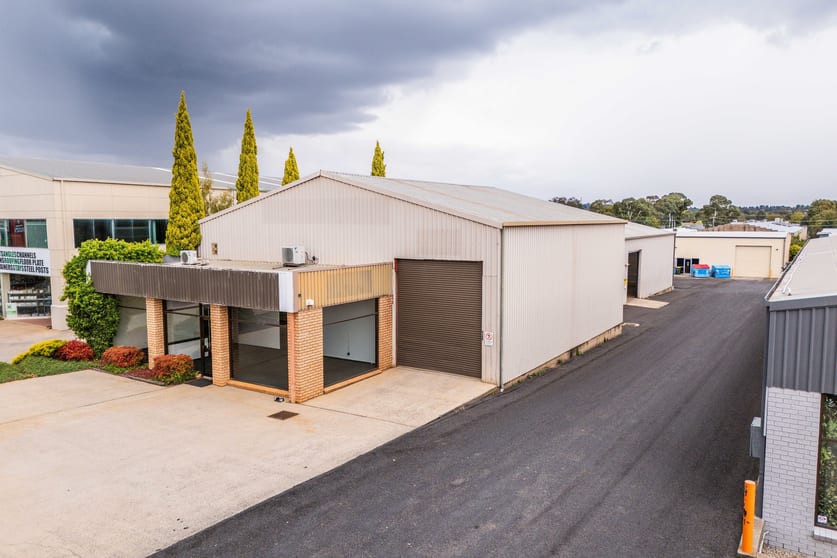 31 Peisley Street Orange NSW 2800 - Image 1