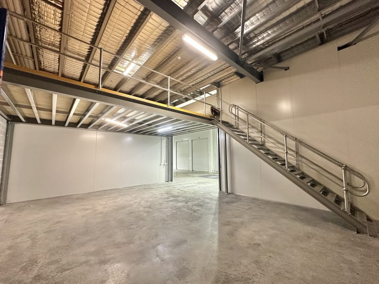 23/4-8 Waine Street Freshwater NSW 2096 - Image 1